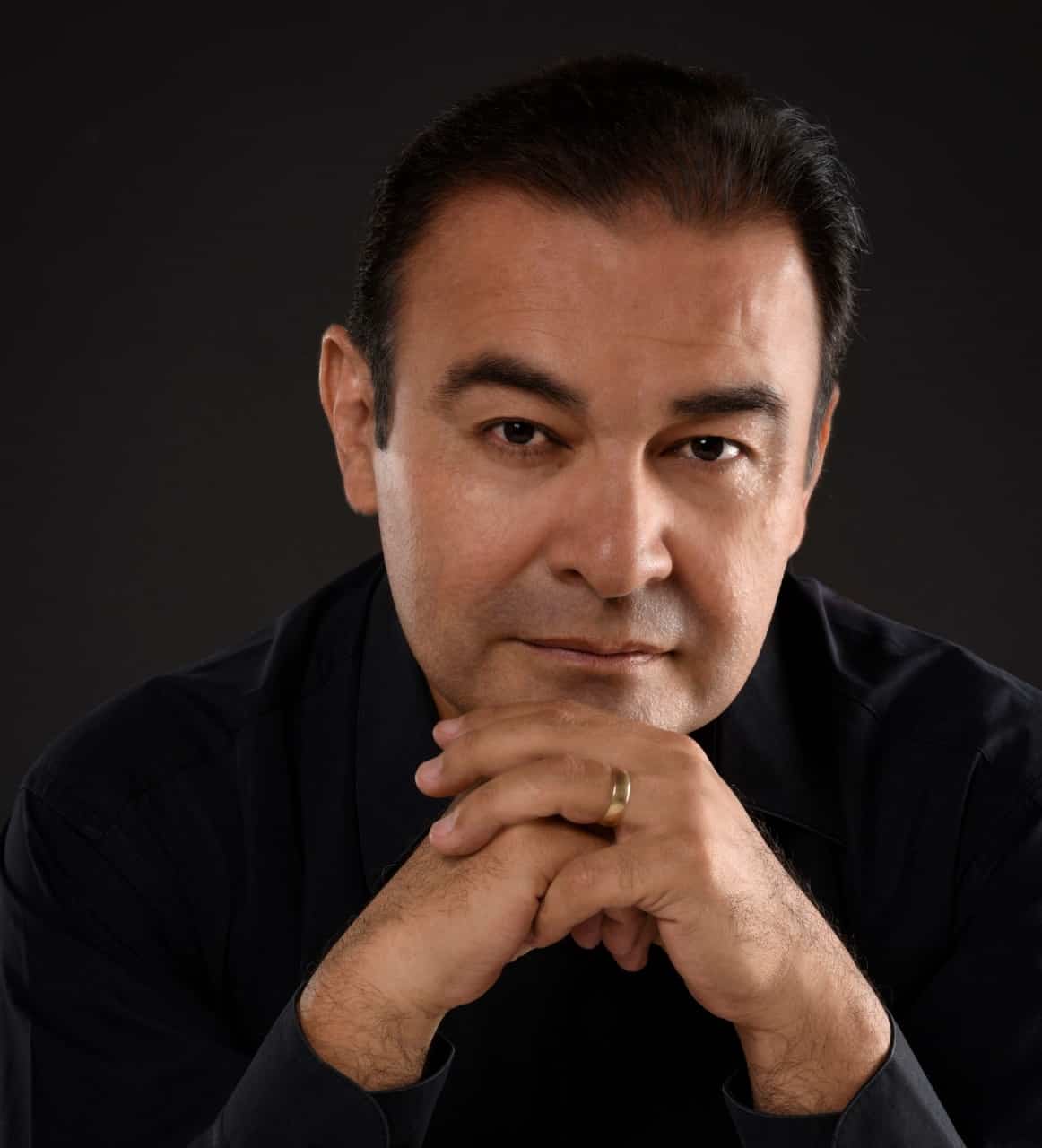 Mario Castañeda.