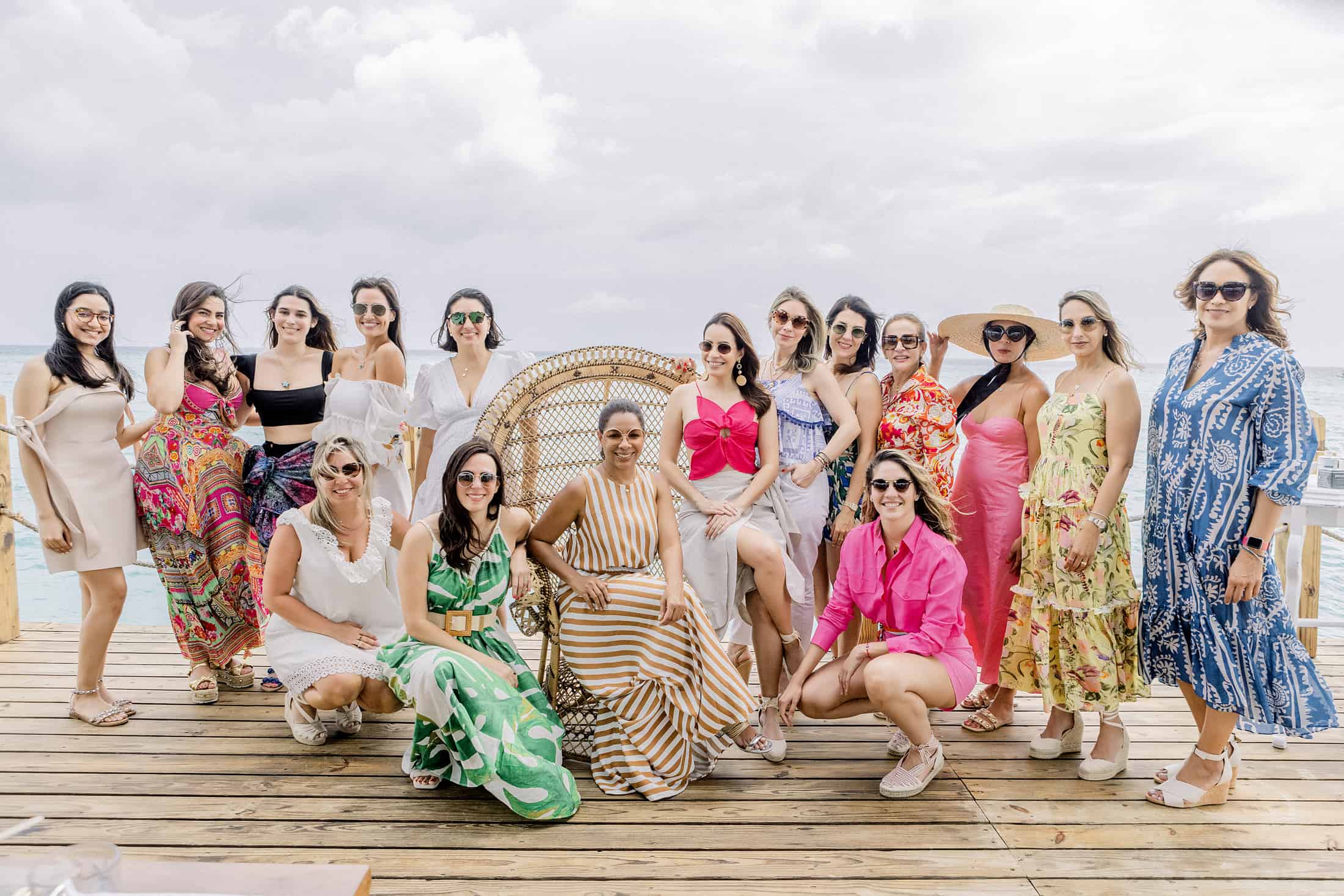 Todas las asistentes al encuentro de belleza.