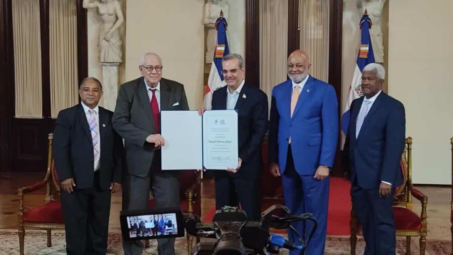 El Minerd y CDP convocan al Premio Nacional de Periodismo 2023