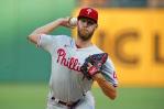Kyle Schwarber y Wheeler dan triunfo a Filis sobre Piratas Kyle Schwarber y Wheeler dan triunfo a Filis sobre Piratas