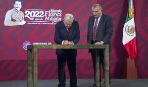 Presidente de México firma decreto para aliviar la sequía del norte del país