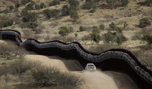 Biden autorizó ampliar el muro fronterizo entre Estados Unidos y México