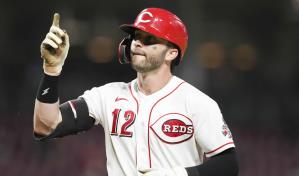 Tyler Naquin es cambiado de Rojos a Metros