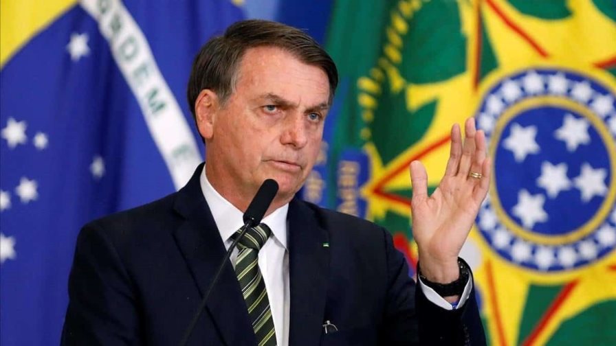 Bolsonaro dice que manifiesto en defensa de democracia tiene “sesgo político”