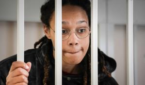Mejora el panorama de la basquetbolista Brittney Griner, presa en Rusia