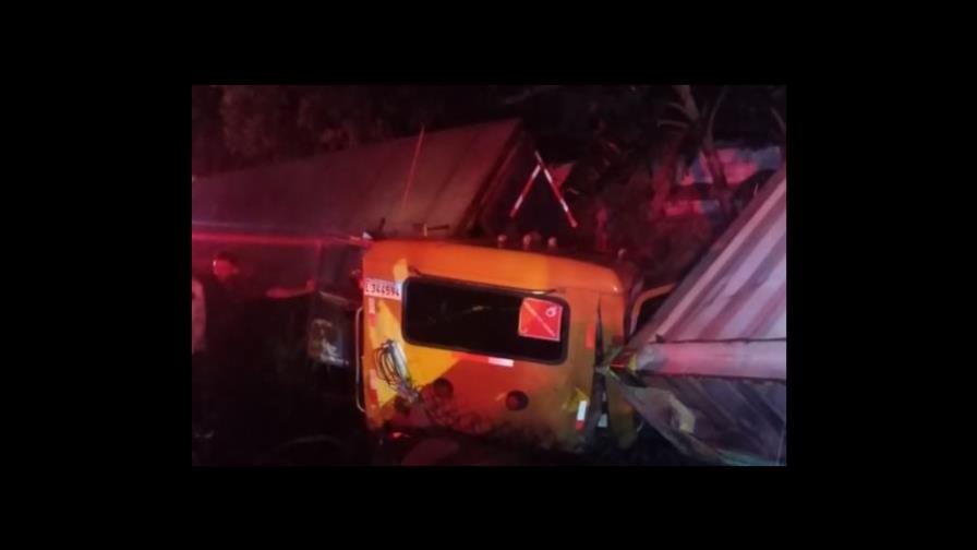 Al menos 16 muertos en un accidente de tráfico en Nicaragua la volcar un autobús que transportaba migrantes Al menos 16 muertos en un accidente de tráfico en Nicaragua la volcar un autobús que transportaba migrantes