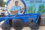 FEDA dona tractor para agricultores de Hato Mayor