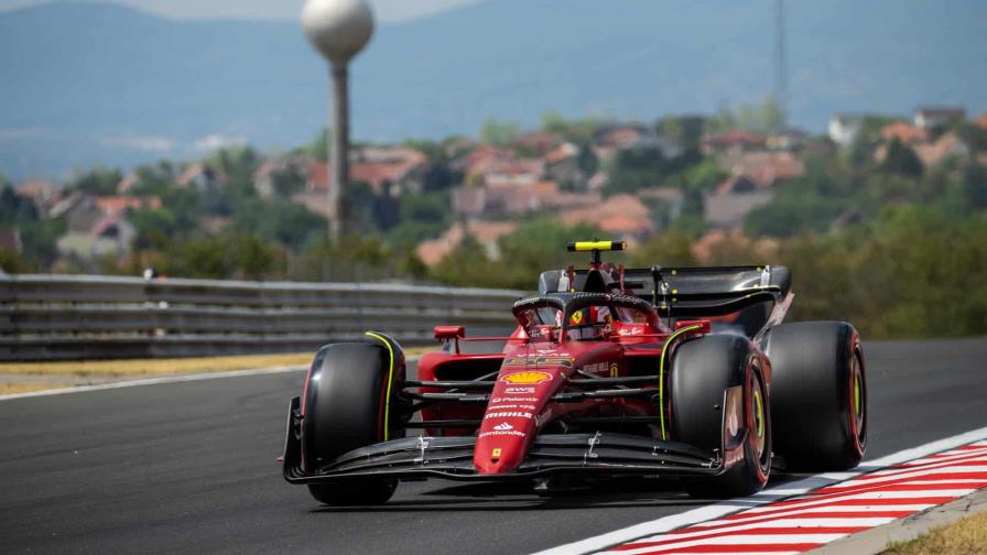 Sainz delante de Verstappen en el primer libre del Gran Premio de Hungría Sainz delante de Verstappen en el primer libre del Gran Premio de Hungría