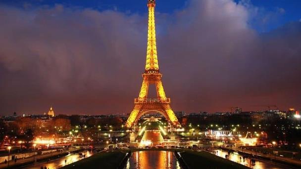 Escaparates sin luz o menos calefacción: Francia busca bajar 10 % su factura