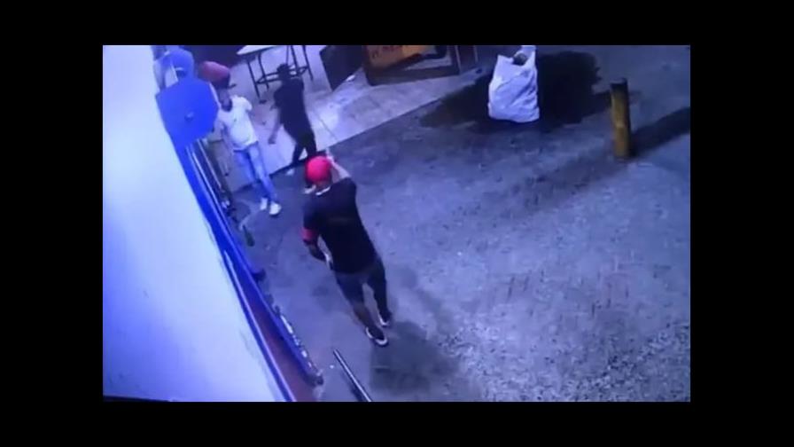 Un muerto y un herido tras atraco en fritura de Villa Mella