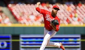 Drury llega a 20 jonrones y los Rojos superan a los Orioles