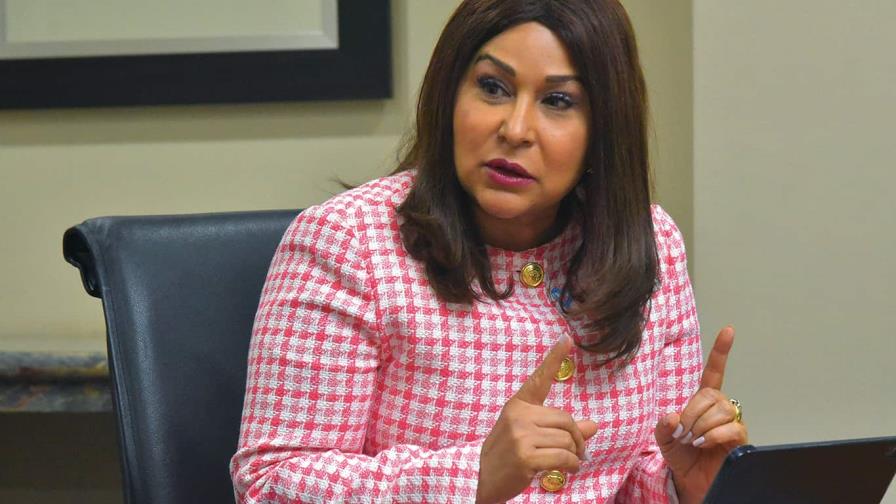 Mayra Jiménez: “Está pendiente ampliar el marco jurídico de los derechos humanos de las mujeres” Mayra Jiménez: “Está pendiente ampliar el marco jurídico de los derechos humanos de las mujeres”