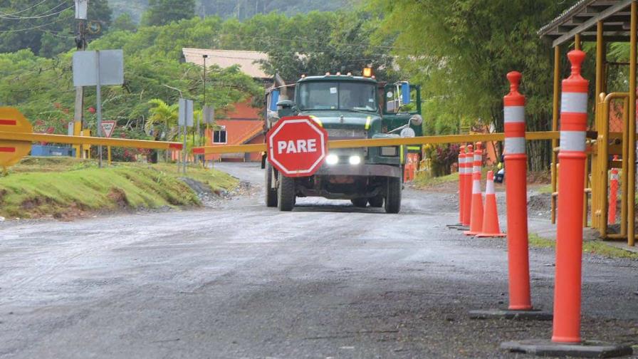 Mineros atrapados por derrumbe en mina Cormidom siguen vivos