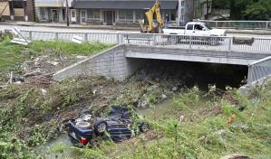 Suman 26 muertos por extensas inundaciones en Kentucky