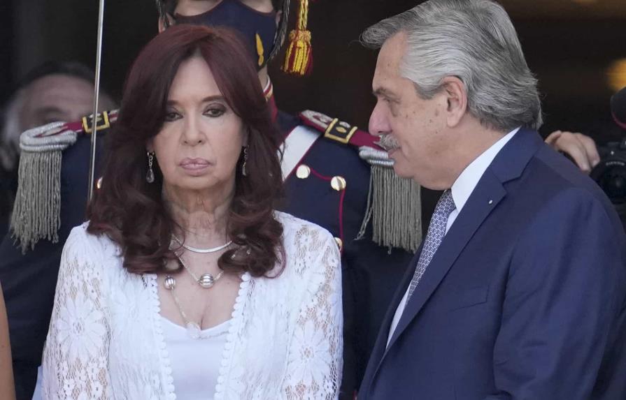 Fiscal acusa a Fernández de Kirchner de corrupción en juicio