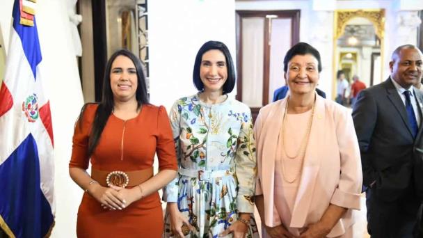 Dida pide a pacientes formalizar denuncias sobre cobro de anticipos en centros de salud