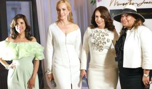 Dominicanas en NY se unen en “Reinvéntate de adentro hacia afuera”