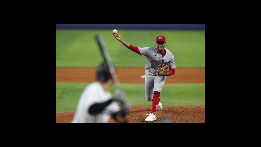 Greene domina en la loma en triunfo de los Rojos ante Marlins