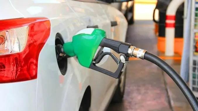 Para 2035 California no usará autos a diésel y gasolina