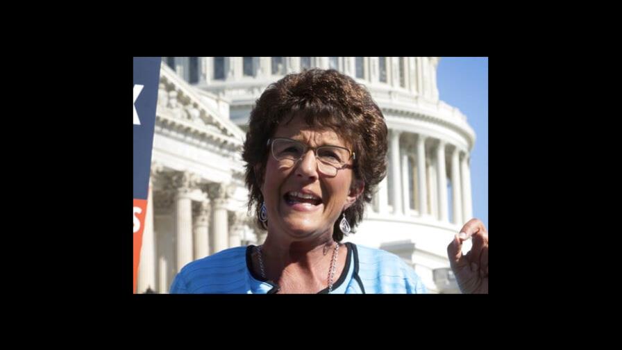 Legisladora federal por Indiana muere en choque vehicular