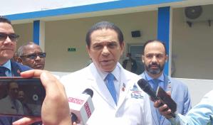 Ministro de Salud Pública reitera hospitales públicos no serán privatizados