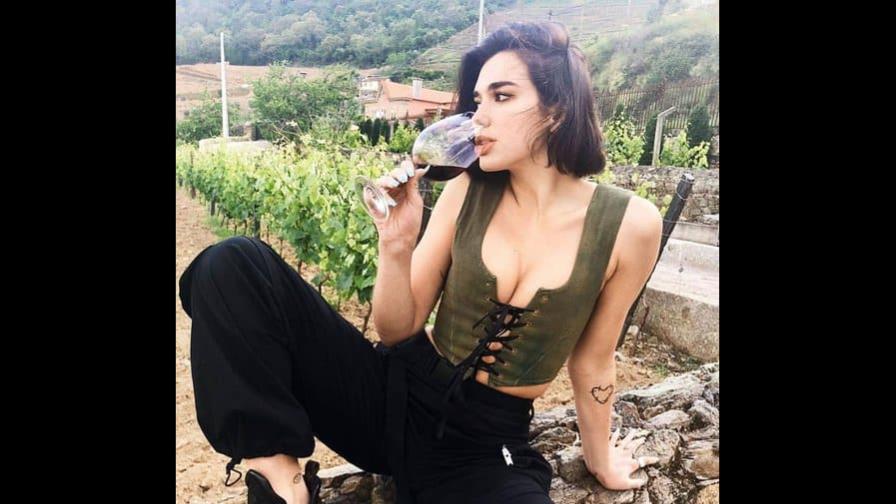 Dua Lipa pagó una fortuna por una colaboración y no pudo usarla