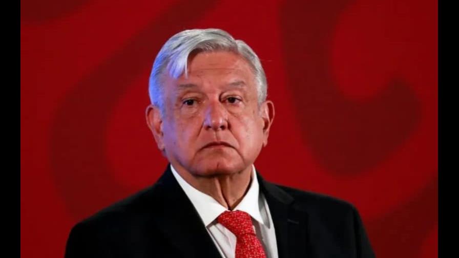 López Obrador dice que ejército mexicano fue hackaeado