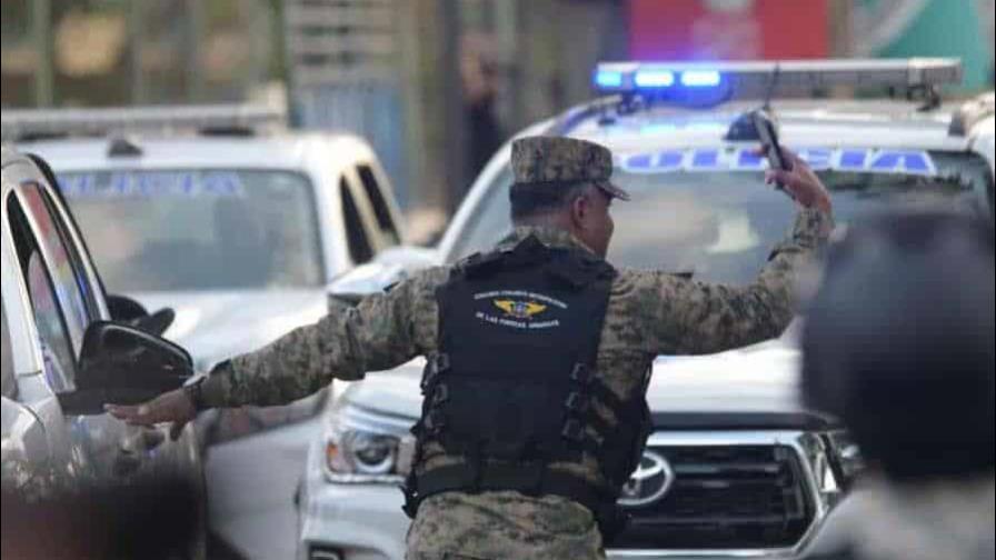 El patrullaje mixto con guardias no ha parado, dice ministro de Defensa