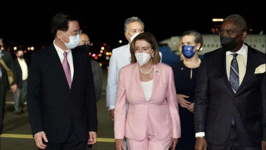 Pelosi inicia agenda en Taiwán con una visita al Legislativo