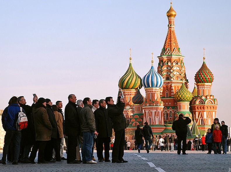El flujo de turistas extranjeros a Rusia cae 25 veces en comparación con 2019