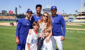 Shakira reaparece con sus hijos en el estadio de Los Dodgers