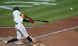 VIDEO | Oneil Cruz de 4-2, dos anotadas, dos producidas en triunfo de Piratas