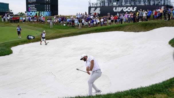Mickelson y otros 10 golfistas demandan a PGA por suspensión