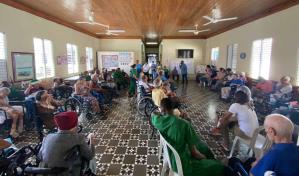 Isfodosu celebra "La hora del Té-cuento" en el Hospicio San Vicente de Paúl