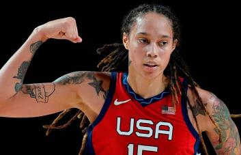 Justicia rusa condena a 9 años de cárcel a la estadounidense Brittney Griner