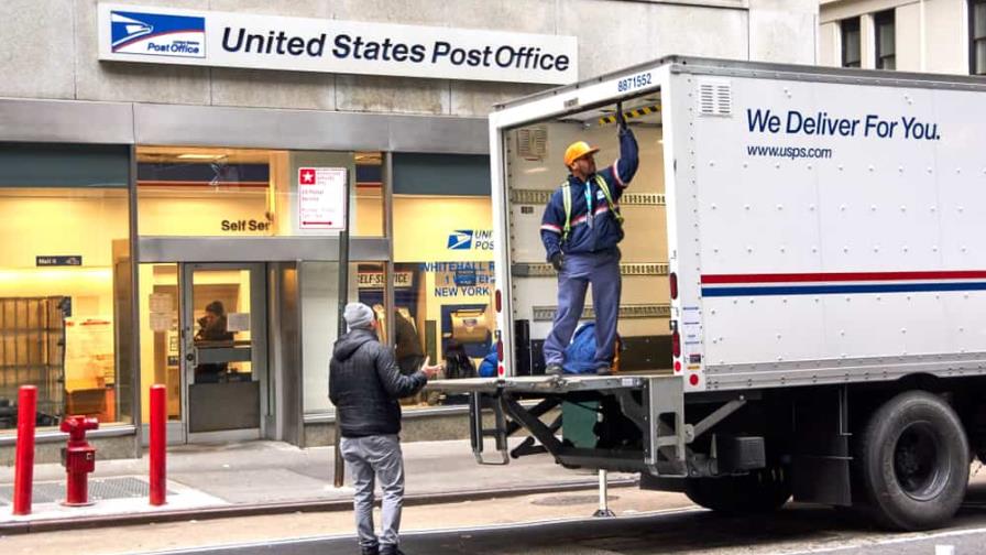 Estados Unidos: servicio postal planifica un despido masivo