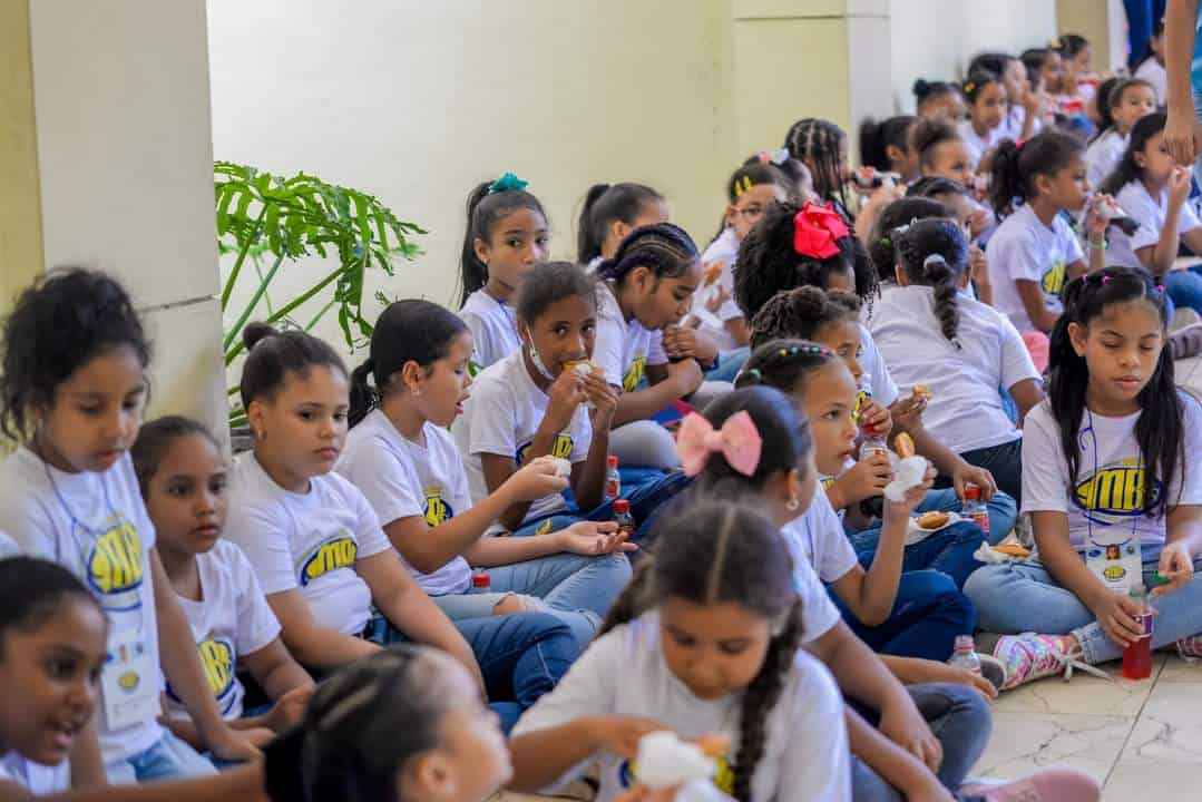 El campamento de la Fundación Mauricio Báez cocentra a los niños de Villa Juana.