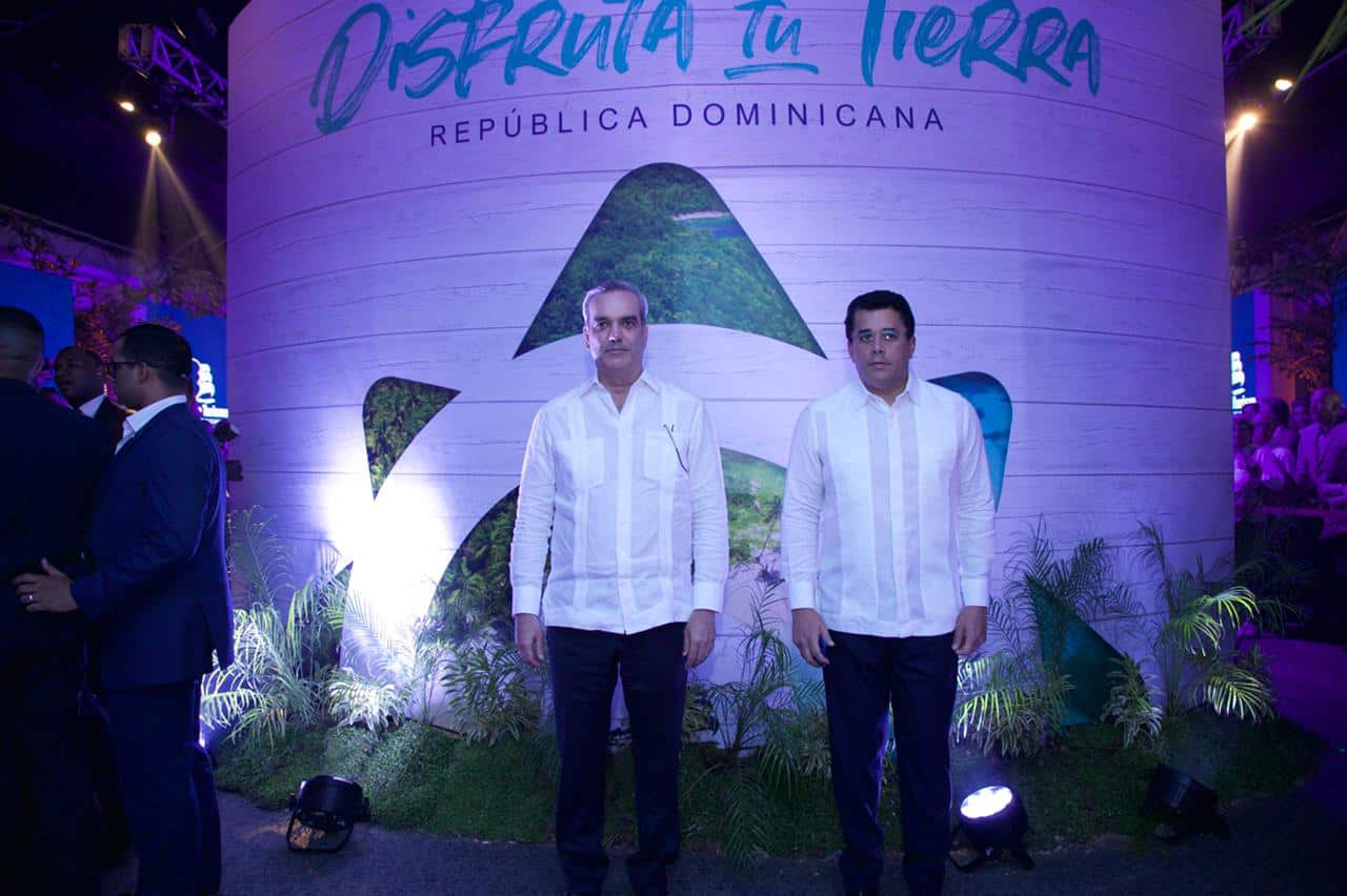 Luis Abinader y David Collado resaltaron las acciones del Gobierno para recuperar la industria turística.