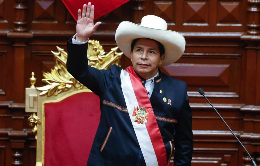 Presidenta del Congreso de Perú dice que lo ideal sería que Castillo renuncie