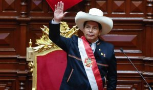 Presidente de Perú expresa solidaridad a Cristina Fernández por proceso