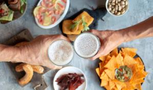 Cuatro recetas para celebrar el Día Internacional de la Cerveza