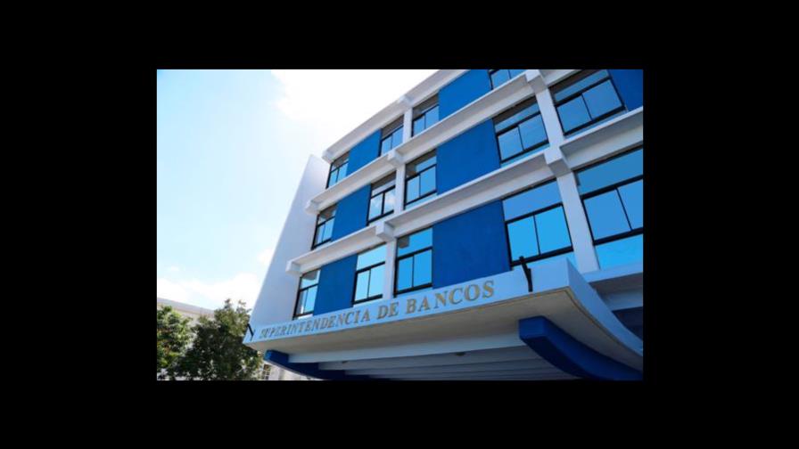 Superintendencia de Bancos aclara ningún funcionario recibió aumento de 129 %