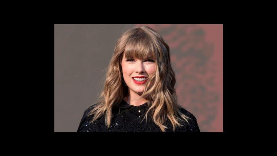 Redes sociales presionan celebridades a abandonar sus jets privados a favor del clima