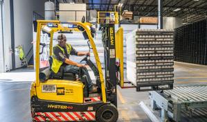 El empleo de EEUU crece sorpresivamente y vuelve a su nivel prepandemia