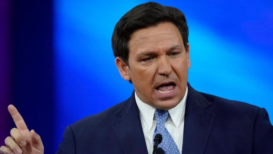 Gobernador de Florida suspende a fiscal que se negó a procesar abortos