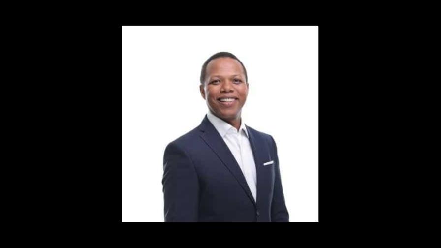 Invitan a Milton Morrison a almuerzo de la Asociación de Comerciantes de Santiago