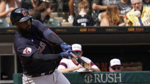 Franmil Reyes conecta par de jonrones en triunfo Padres; Yankees vuelven a  ganar - Chispas