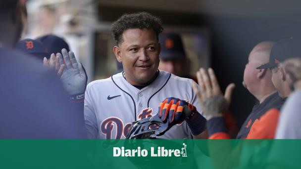 No se retira, Cabrera seguirá en MLB después del 2022