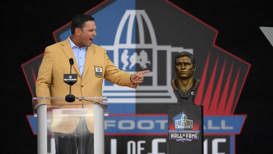 Tony Boselli se convierte en el primer jugador de los Jaguars en el Salón de la Fama