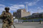 Ucrania y Rusia se acusan mutuamente de bombardeos cerca de un reactor nuclear